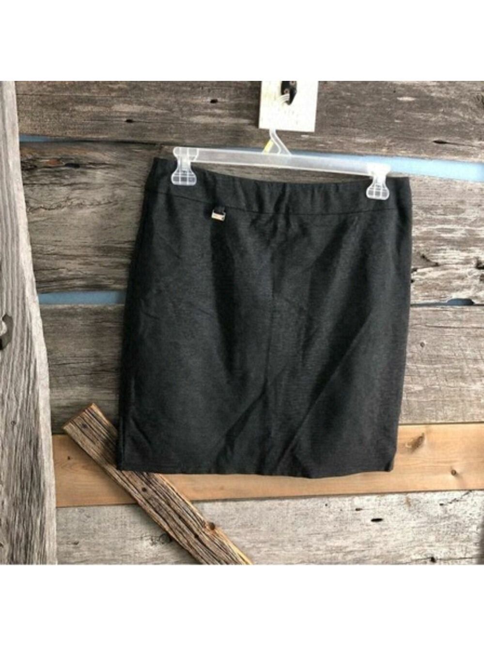 Devia Size Large Grey Stretch Short Skirt